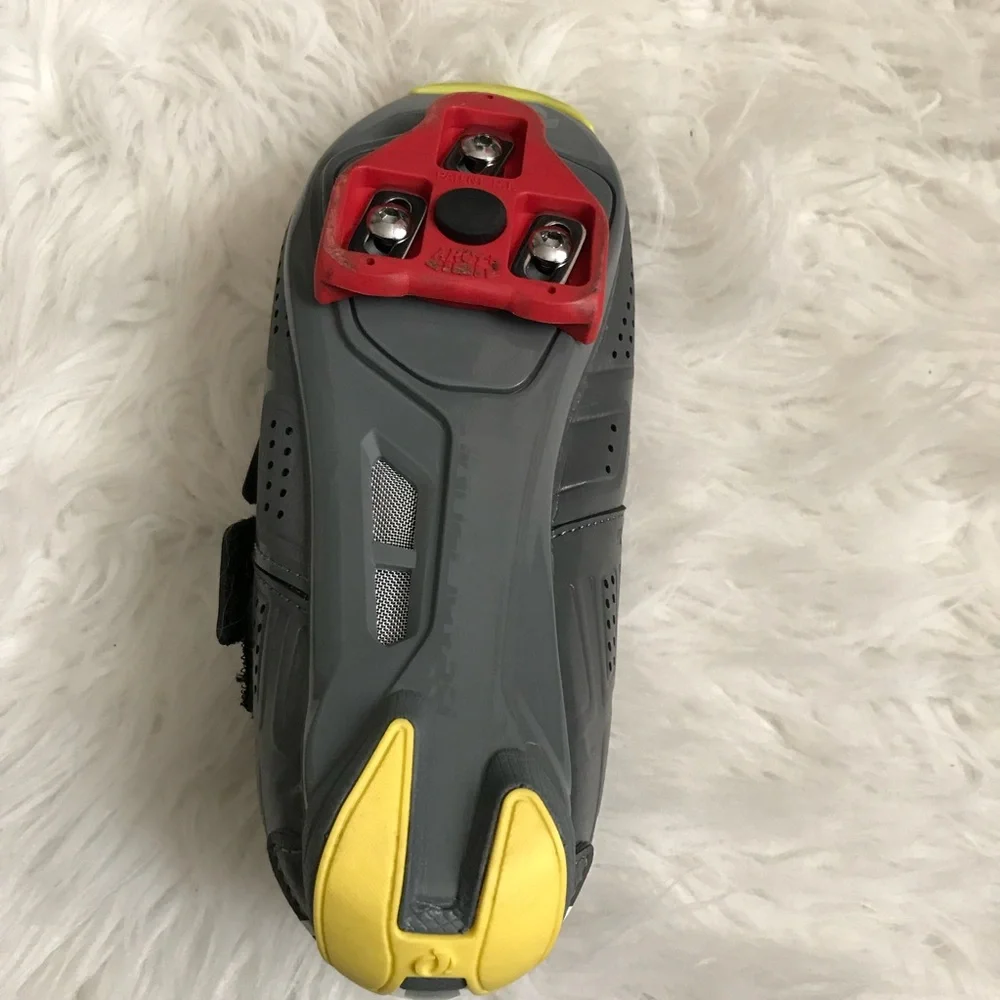 soulcycle Gray Cycling Shoe with Yellow Accents and Red Cleat